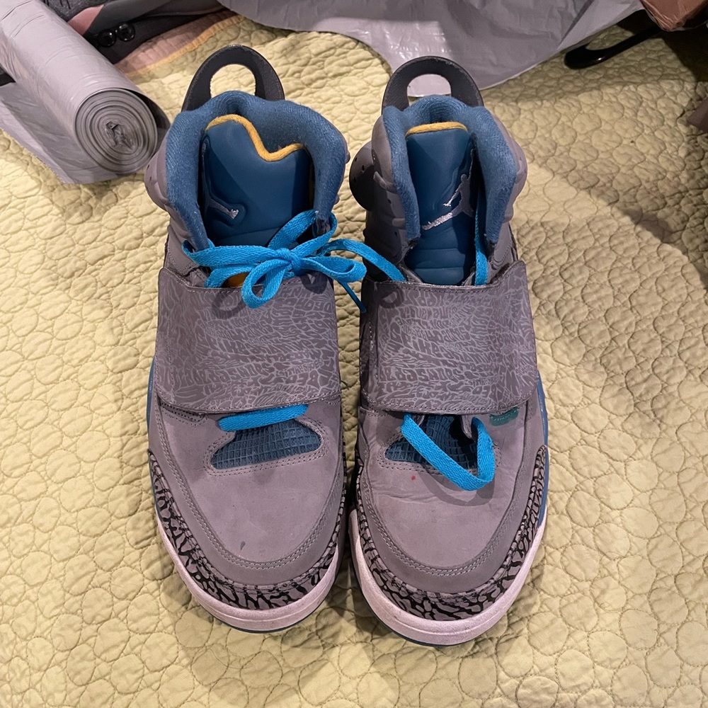 Used Jordan shoes